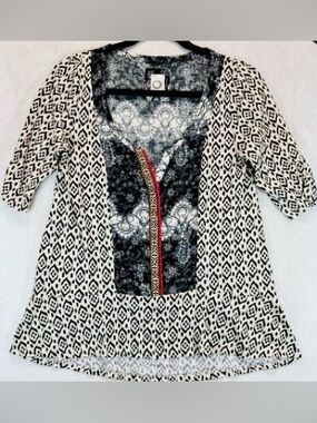 Akemi + Kin Anthropologie Top Black White Ikat Split Neck Peplum Hem